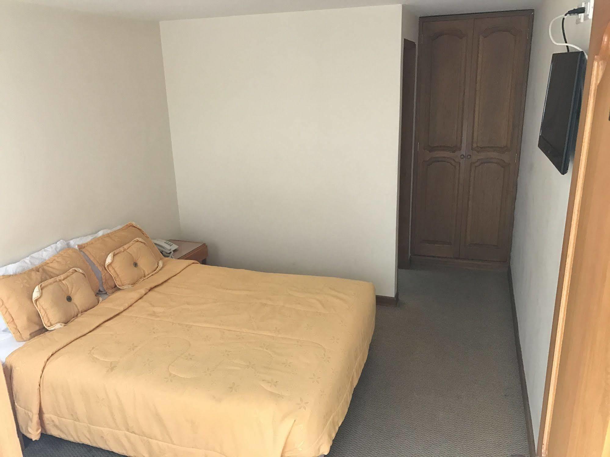 Hotel Casa La Riviera Bogota Ngoại thất bức ảnh