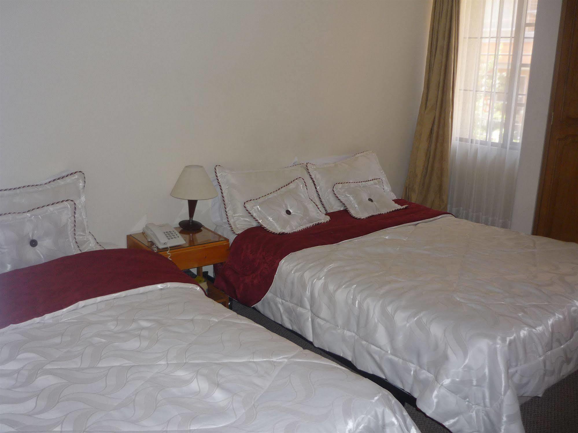 Hotel Casa La Riviera Bogota Ngoại thất bức ảnh
